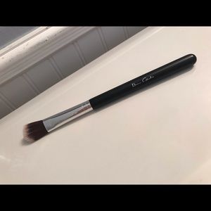 Beau Gâchis illuminater brush
